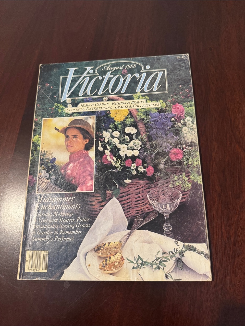 Victoria Magazine August 1988   Vintage.  Out of print.
